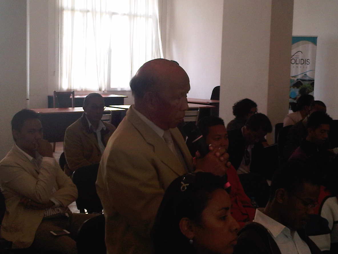 IMG01469-20130527-1511